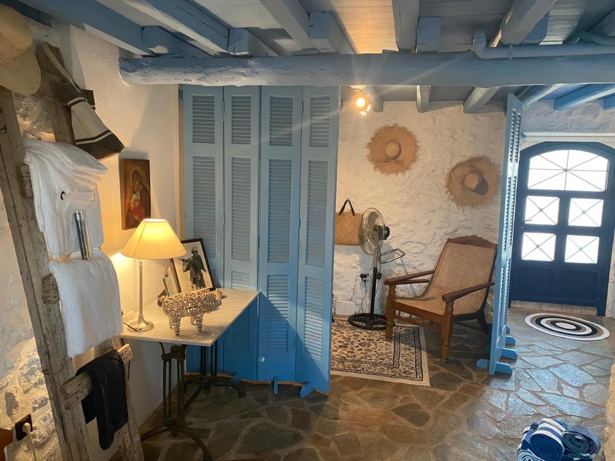 The Villa Of Blues Каламата Екстериор снимка